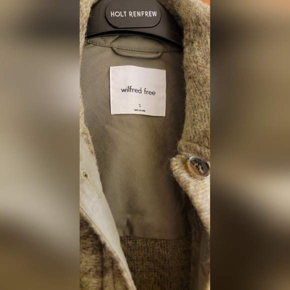 Ganna Jacket Aritzia - Picture 3 of 3